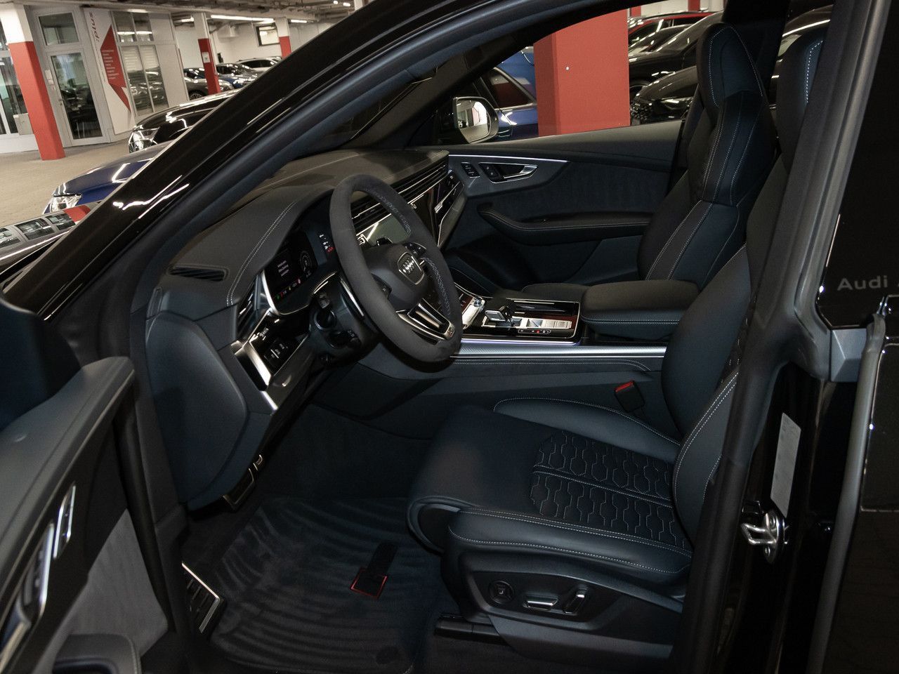 Audi RSQ8 - Bild 19