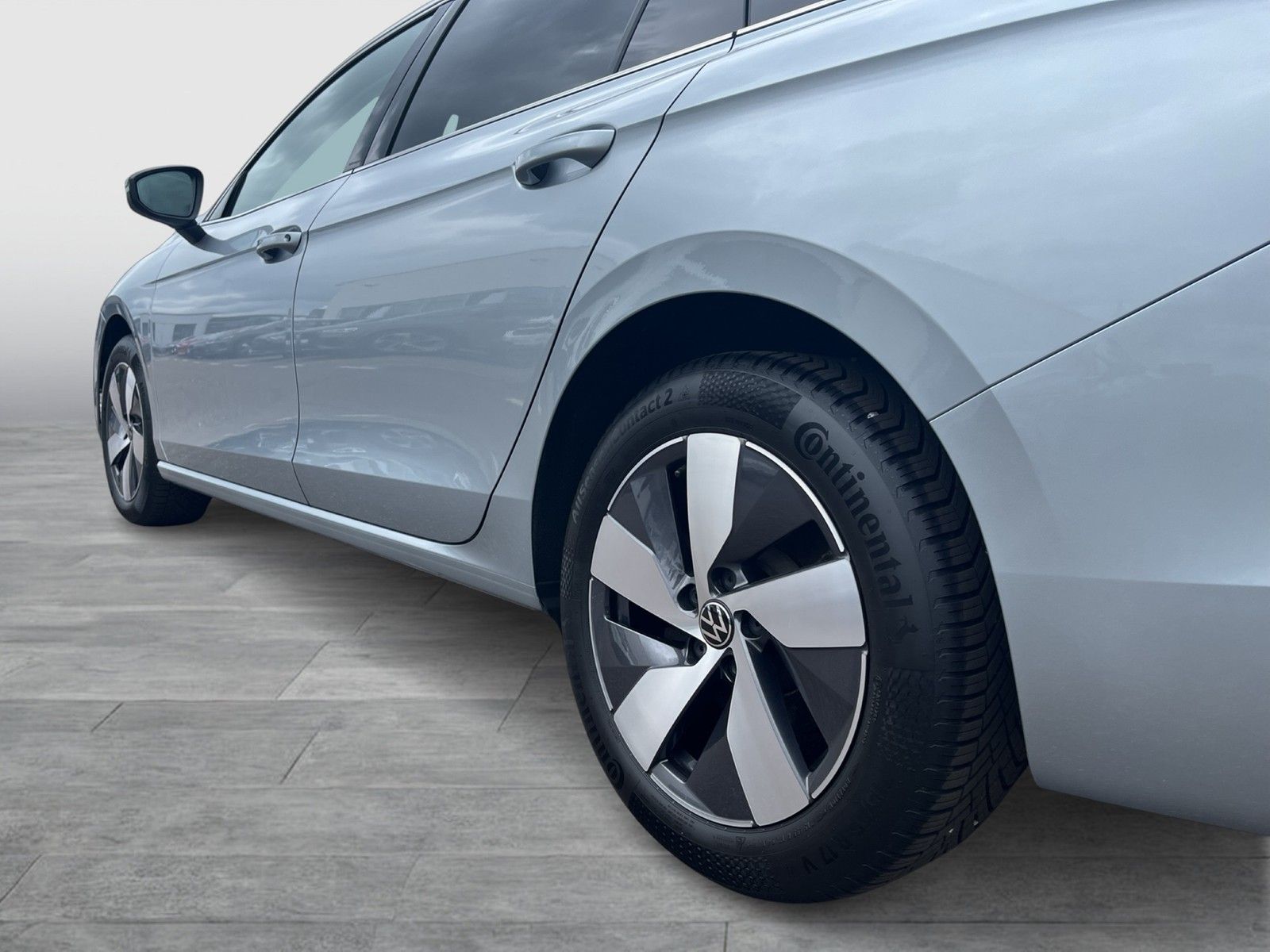 Volkswagen Passat Variant 1.5 eTSI Business Navi AHK 360° foto 3