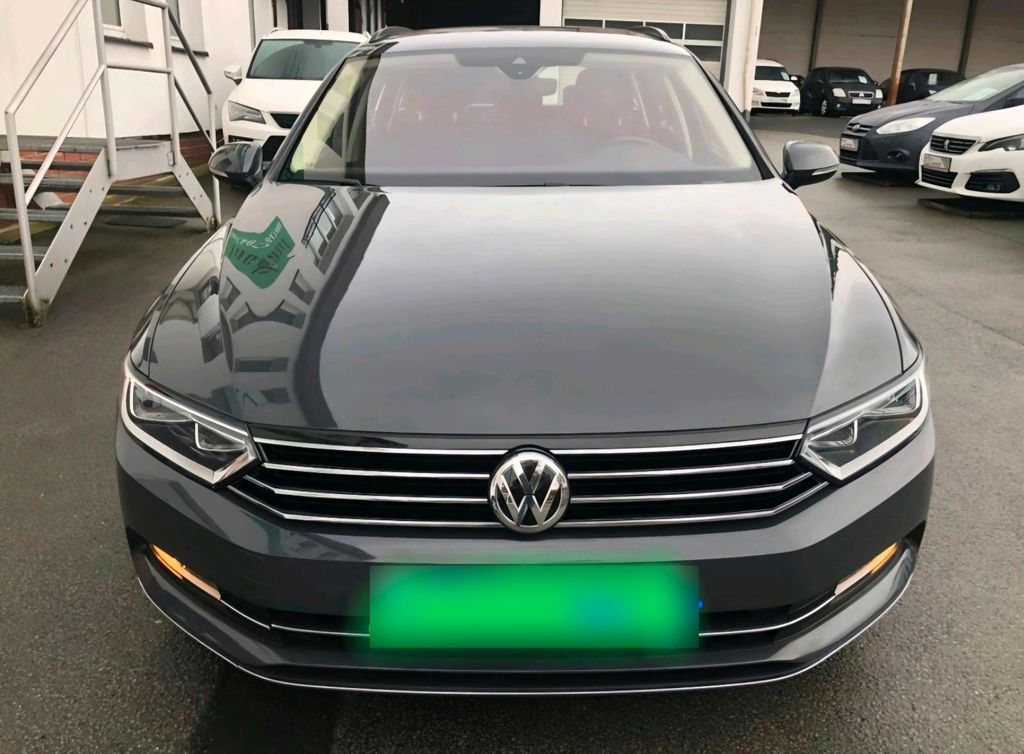 Image of Volkswagen Passat Variant