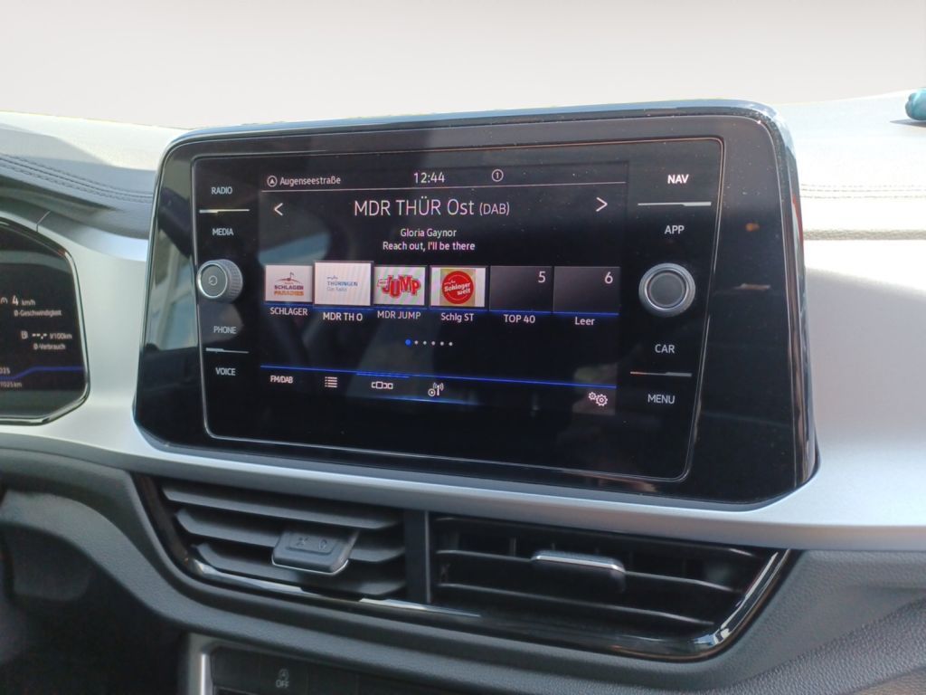 Fahrzeugabbildung Volkswagen T-Roc 1.0 TSI OPF Life Navi, Shzg, ACC uvm.