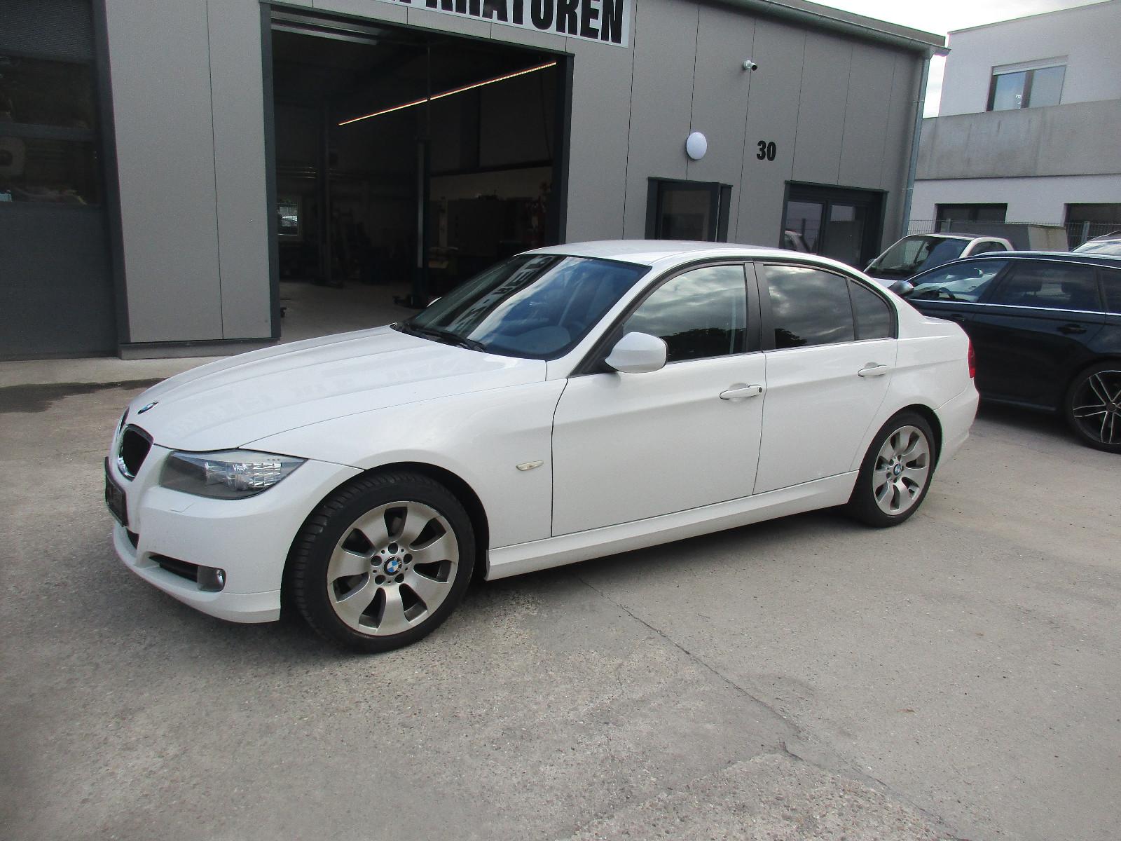 BMW 318 3 Limousine 318i 2 Hand,  Klima, Xenon, PDC