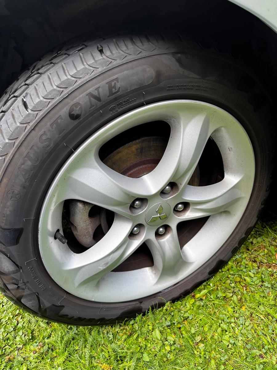 Mitsubishi Grandis 2005 — photo 13