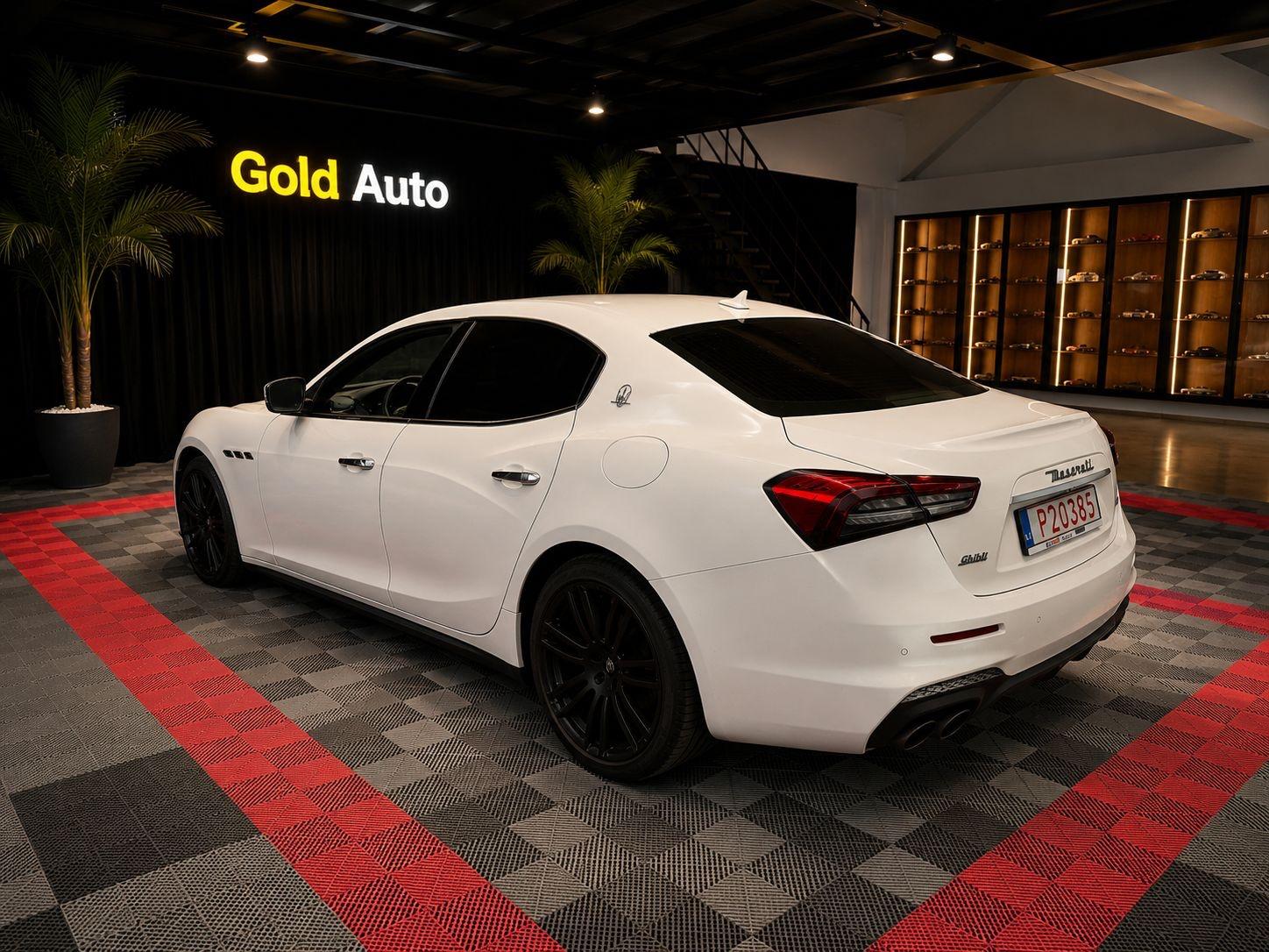MASERATI GHIBLI 3.0 V6 430HP MODENA AUTO 4WD | 430 ch | 4X4 | MASARATI