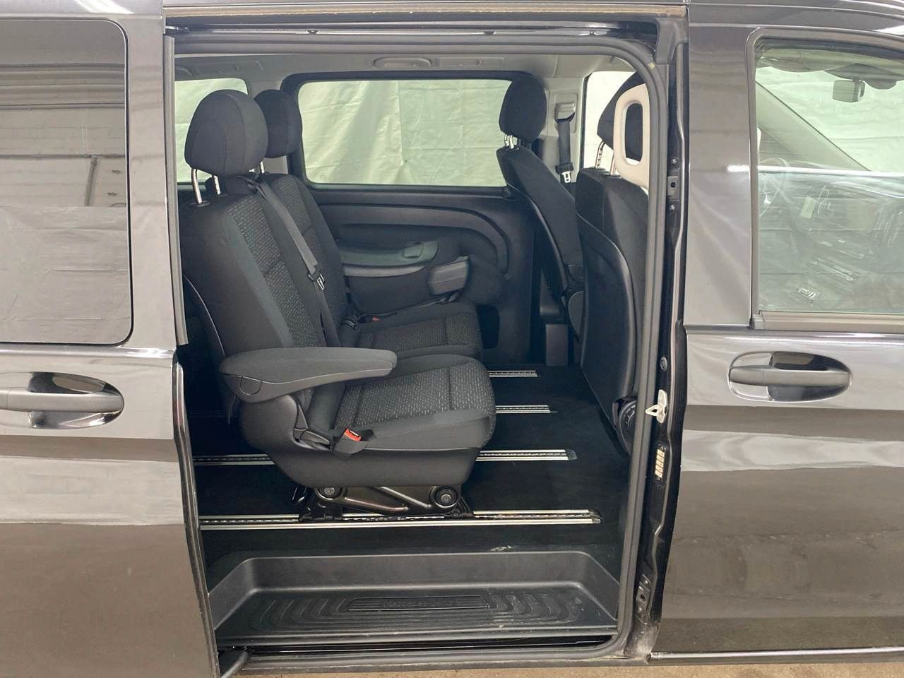 Fahrzeugabbildung Mercedes-Benz Vito 116 CDI Tourer SELECT AHK2,5to 2xKlima LED