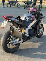 Aprilia RSV4 - APRILIA RSV4