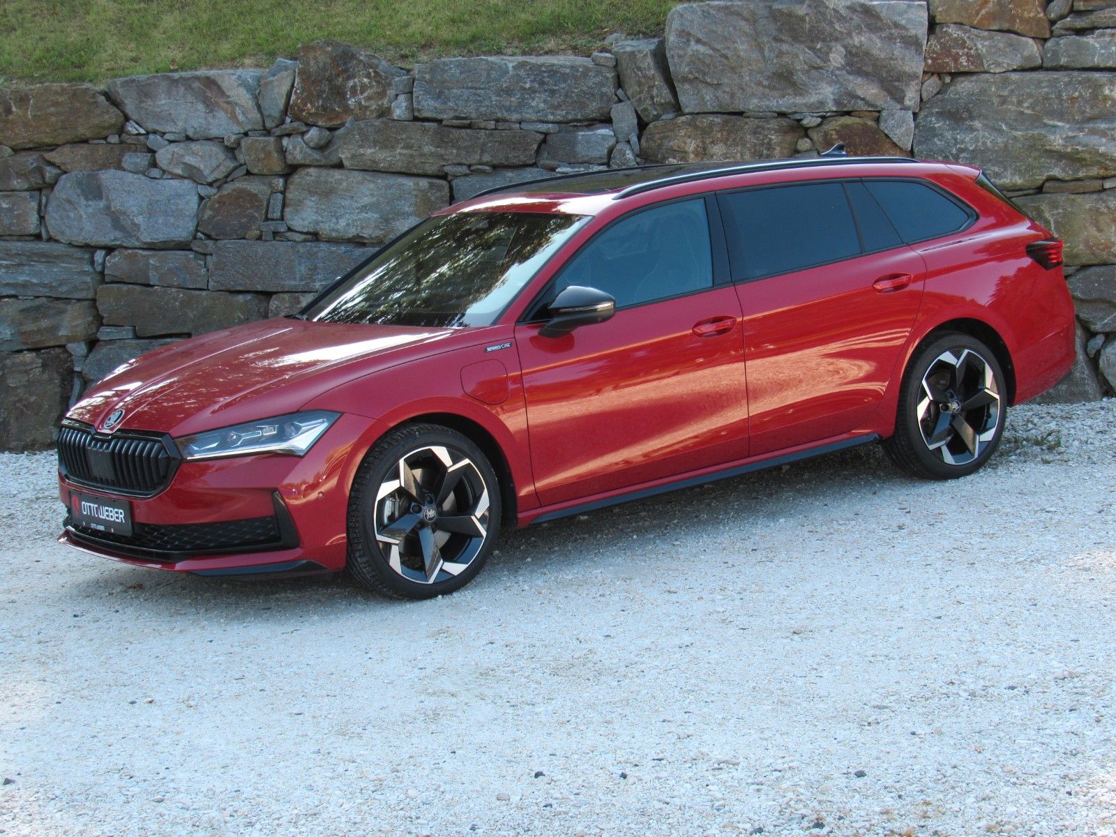 Skoda Superb Combi 1.5TSI iV DSG Sportline AHK TRAVEL+ imagem 3