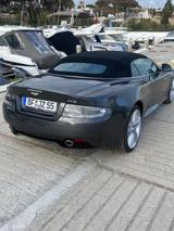 Aston Martin DB9 - Aston Martin DB9: Grau