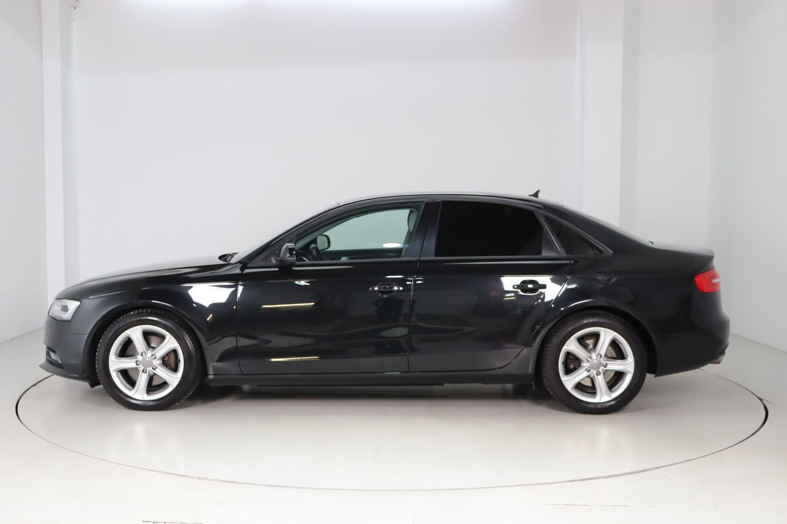 Fahrzeugabbildung Audi A4 3.0 TDI S tronic * Xenon * Navi * el. Sitze