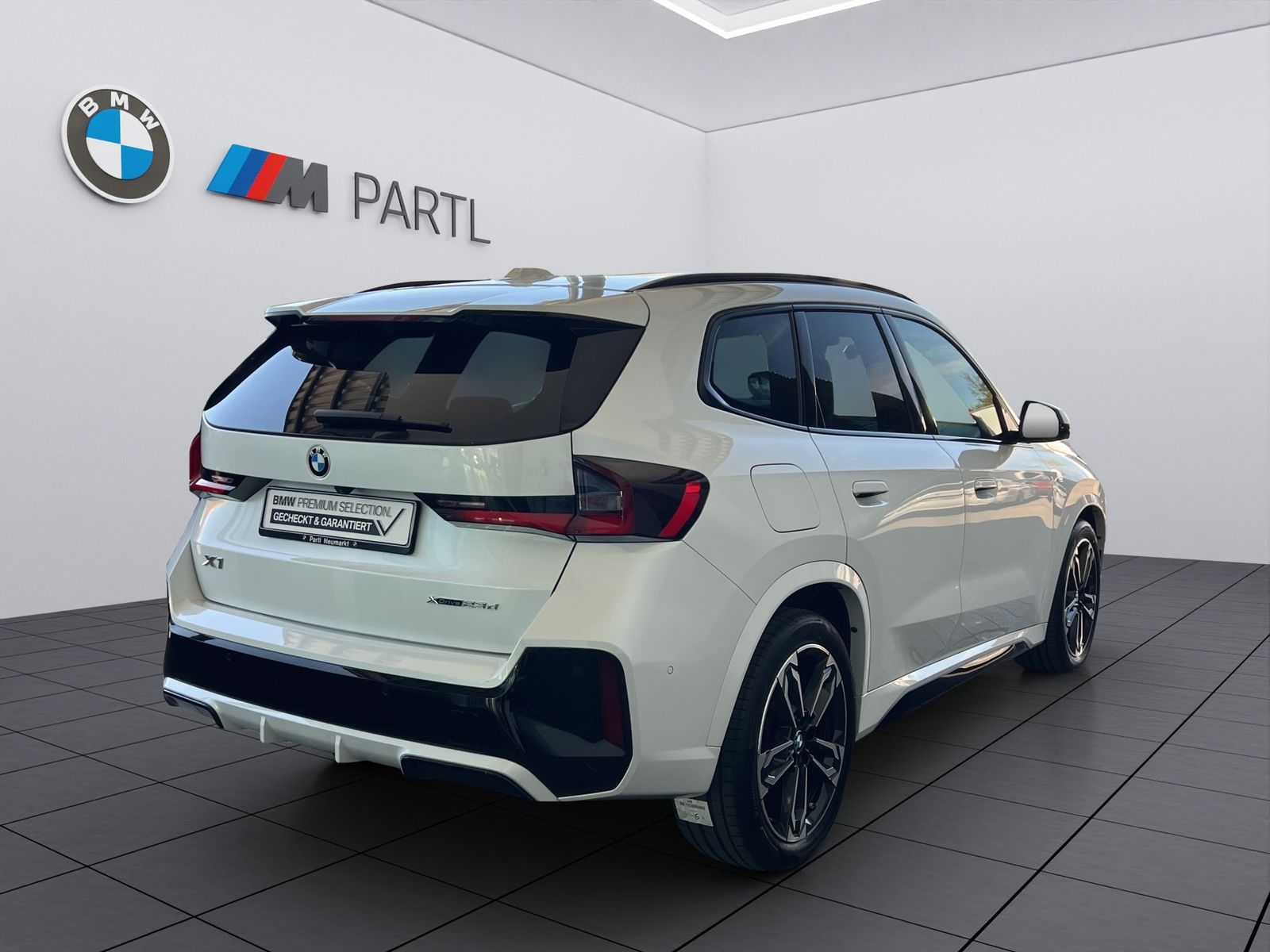 BMW X1 xDrive23d M-Sport LED ACC 360° HUD H K AHK foto 4