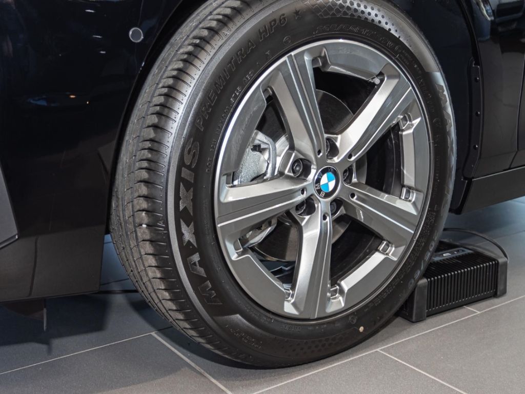 BMW 218 - Bild 4