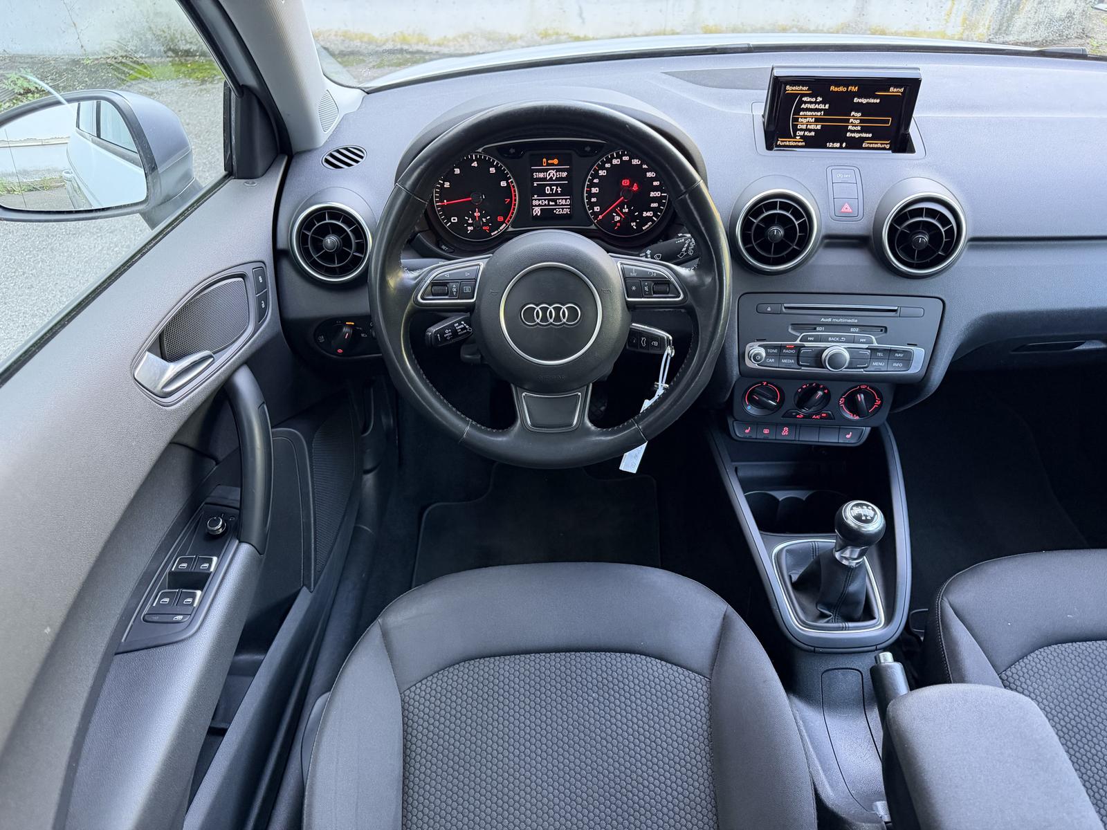 Audi A1 Sportback Ultra Xenon Sitzheizung Tempomat 