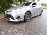 Toyota Avensis Touring Sports Business EditionHU NEU - Toyota Avensis: Business Edition
