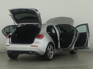 صورة 9 لـ 2021 Mercedes-BENZ A 220