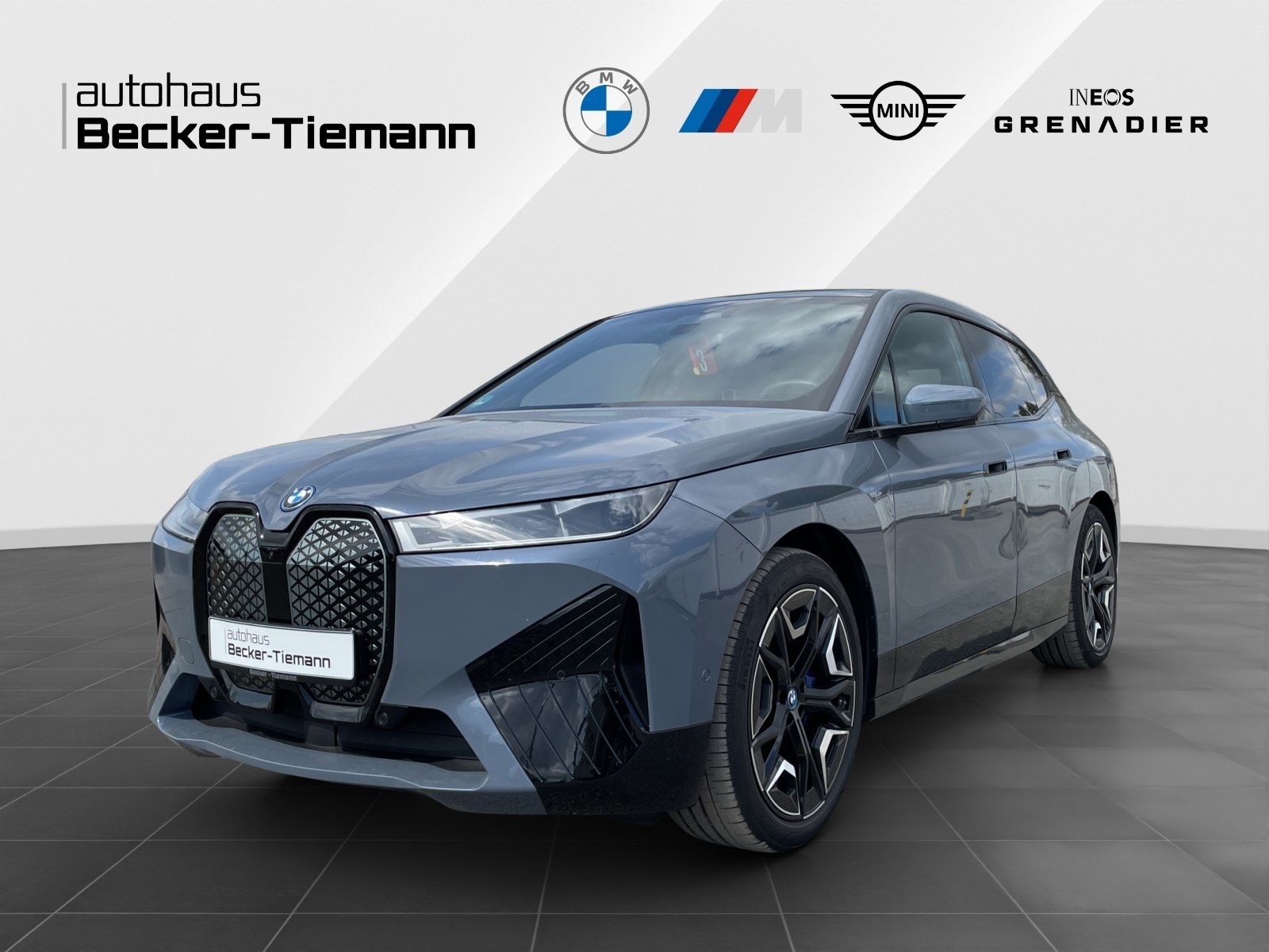 BMW iX xDrive50 Leas. 549€ o.LSZ Sportpaket | SkyLou