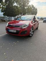 Kia Rio 1.4  Top Zustand - Kia Rio in Ludwigshafen