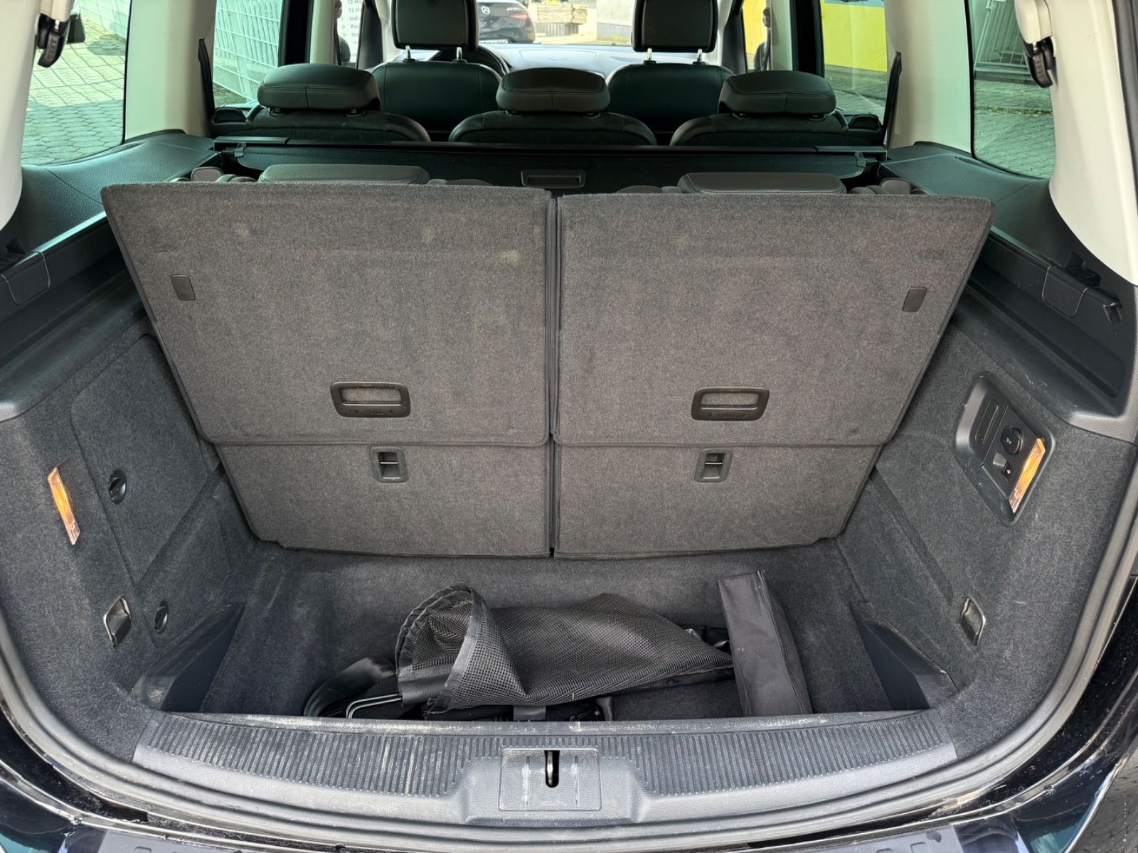 Fahrzeugabbildung Volkswagen Sharan Highline BMT/Start-Stopp
