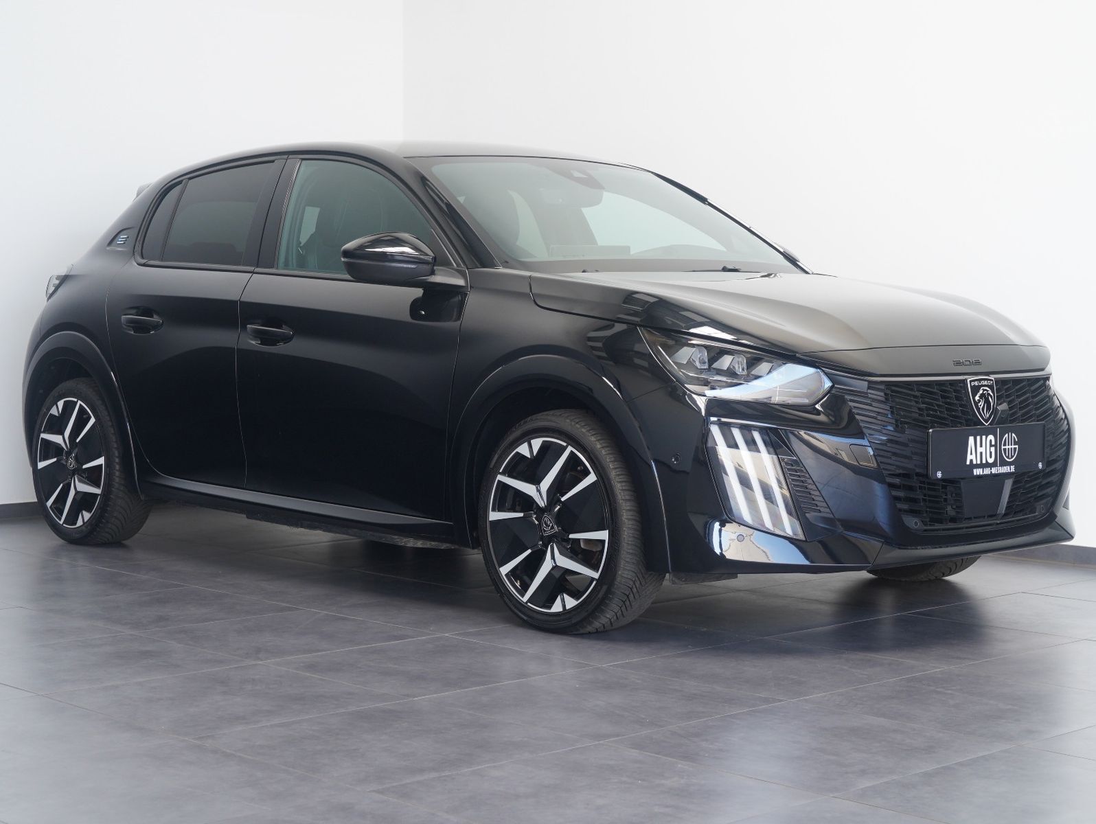 Fahrzeugabbildung Peugeot e-208 GT LED/NAVI/CARPLAY/DAB/11KW/SOH