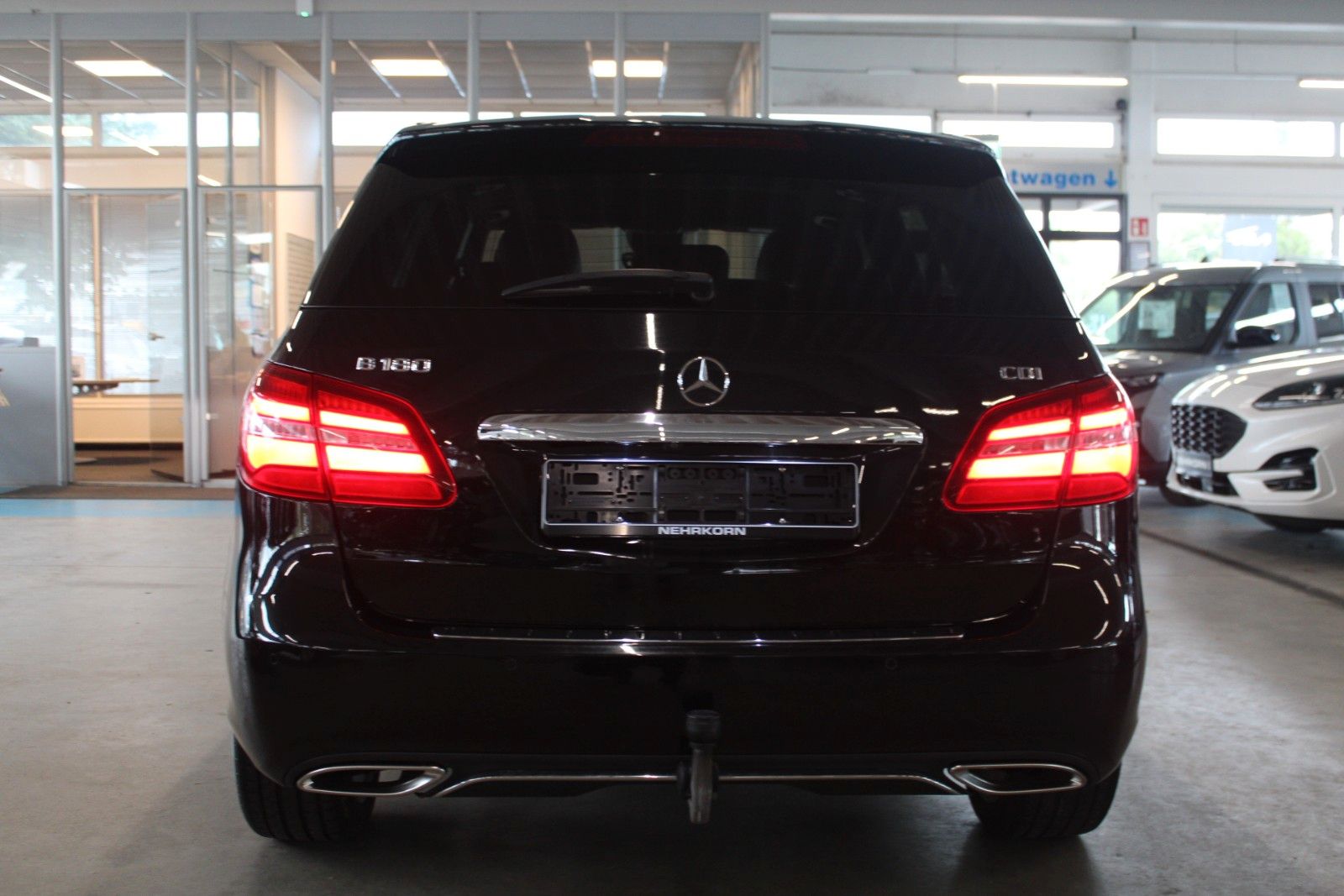 Fahrzeugabbildung Mercedes-Benz B 180 CDI Urban NAVI + PANORAMADACH + AHK