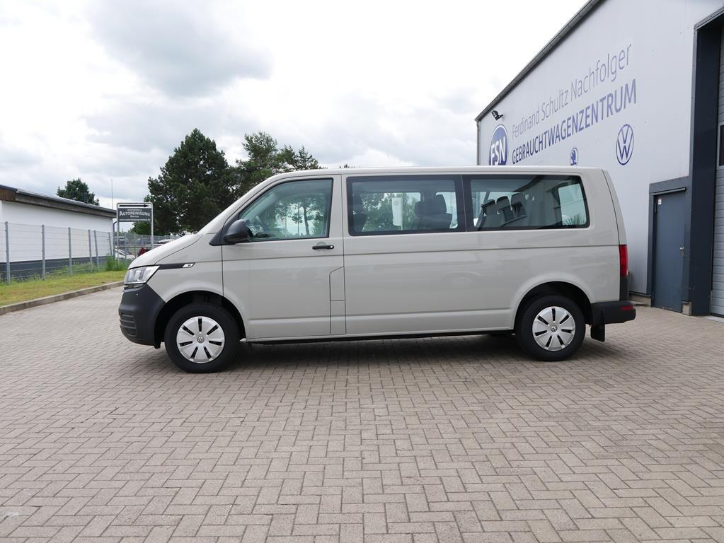 Volkswagen T6.1 Transporter 2.0 TDI Kombi lang FWD 9-SITZER