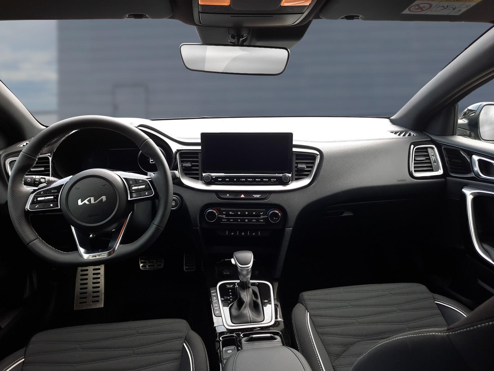 Kia ProCeed 1,5 T-GDI DCT GT-Line Navigation LED