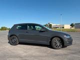Volkswagen Golf 7 2015 1.2 TSI 63kW Uranograu LED - Volkswagen Golf mit Benzin-Antrieb: 1.6