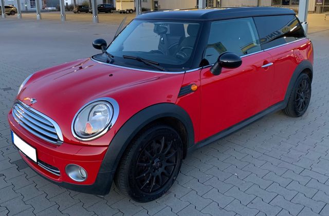 MINI COOPER CLUBMAN