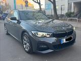 BMW 320d Touring Automatik M-Packet - BMW 320: 320d Pack M