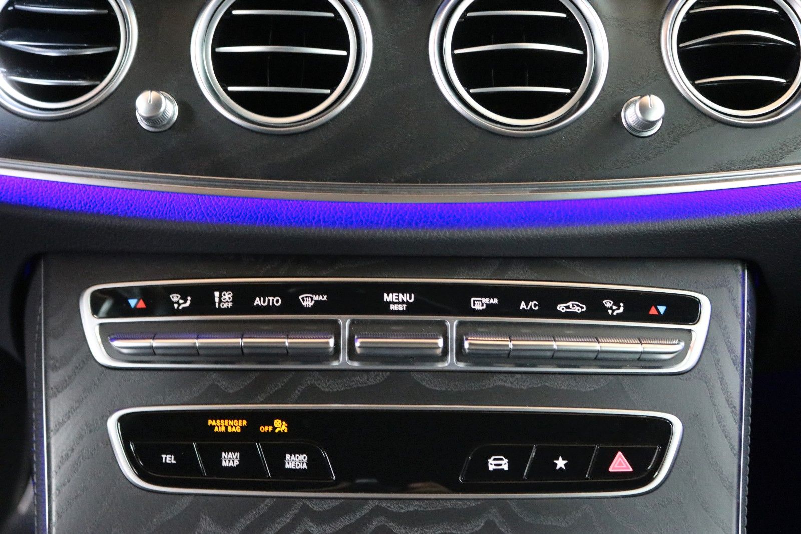 Mercedes-Benz E 400 D T 4M AMG-LINE"DISTR+"360"AHK"R-VIDEO"HUP foto 23