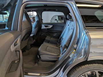 Audi Q7 50 TDI quattro S line