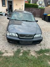 Volvo v70 bastler! 2,4 Benzin - gebrauchte Volvo V70 aus dem Jahr 1999