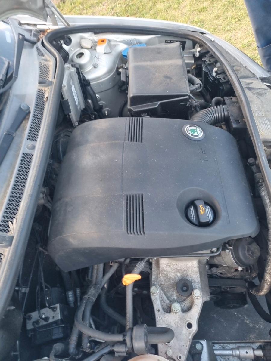Skoda Fabia 2004 — engine 1.198 cm³, 64 HP (47kW)