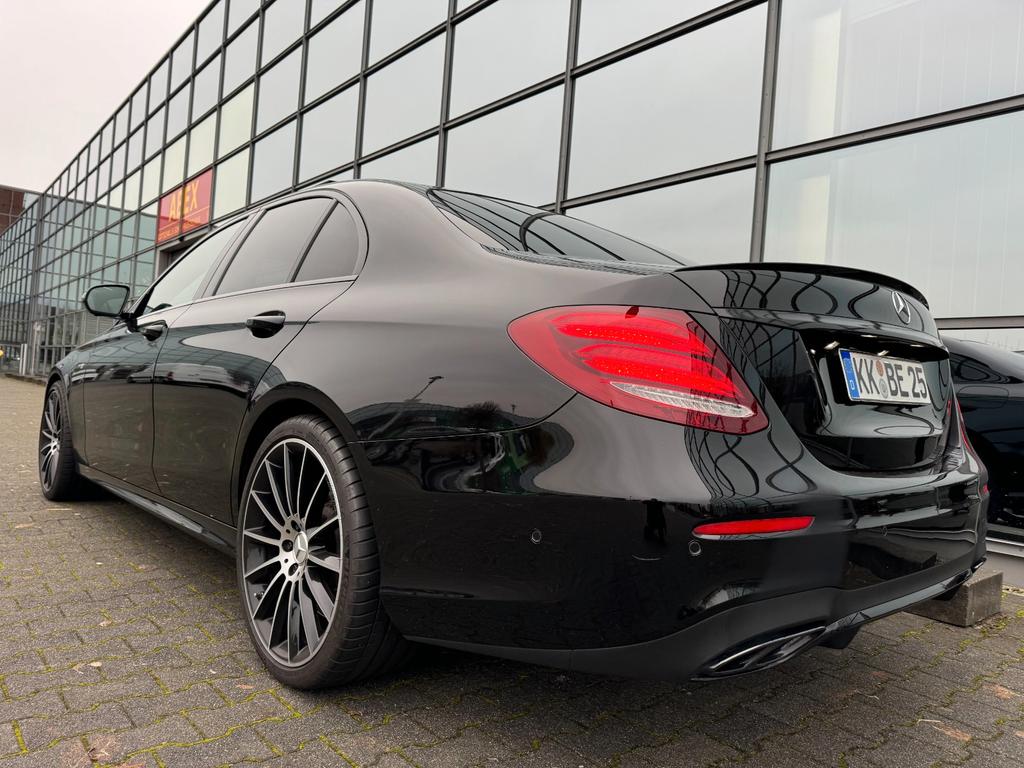 Mercedes-Benz E 43 AMG