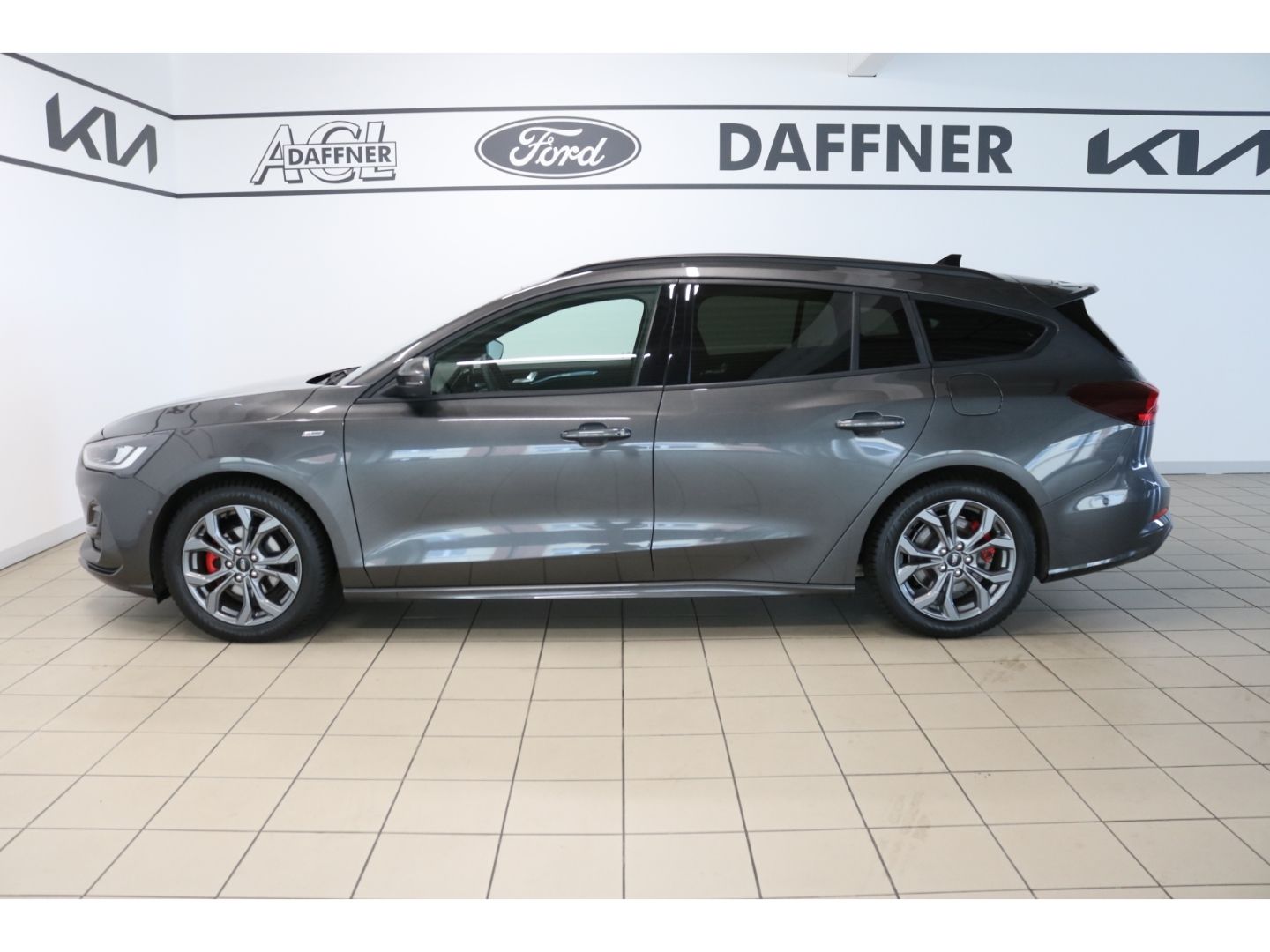 Fahrzeugabbildung Ford Focus Turnier ST-Line X EU6d LED Tempomat DAB