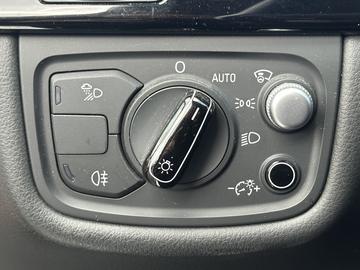 2015 AUDI A8 — миниатюра 12