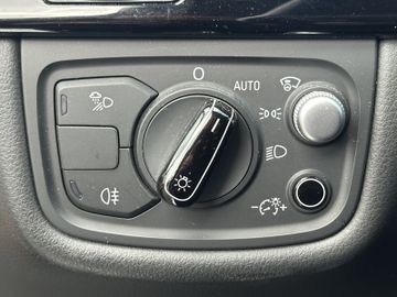 Audi A8 - 12