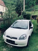 Toyota Yaris 1.0 Benzin mit Anhängerkupplung - Toyota: Anhängerkupplung