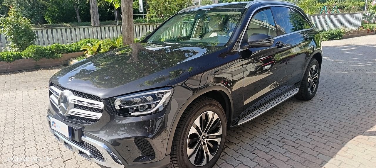 MERCEDES-BENZ Mercedes GLC SUV GLC 220 d Sport 4matic auto