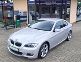 BMW 325 Baureihe 3 Coupe 325i - BMW 325 aus 2006: Coupe, 325i