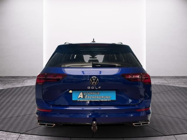 Fahrzeugabbildung Volkswagen Golf Variant VIII 1.5 TSI R-LINE AHK PANO MATRIX