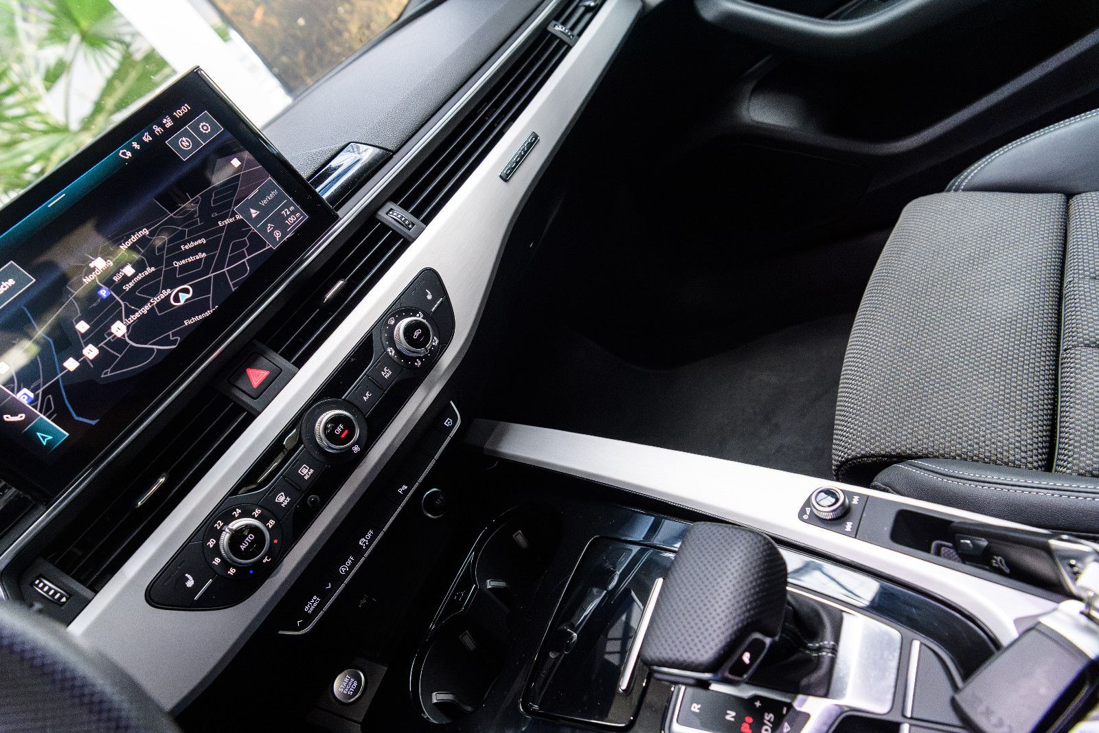 Fahrzeugabbildung Audi A4 Avant 40 TDI quattro advanced + Kamera +