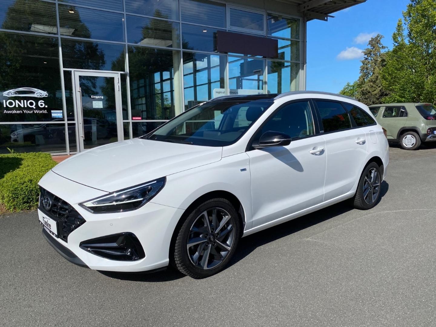 Hyundai i30 CW Edition 30+ AT Mild-Hybrid El. Panodach N
