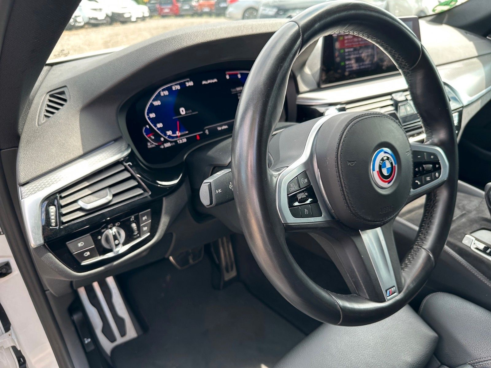BMW 520 d Touring M Sport – Bild 16