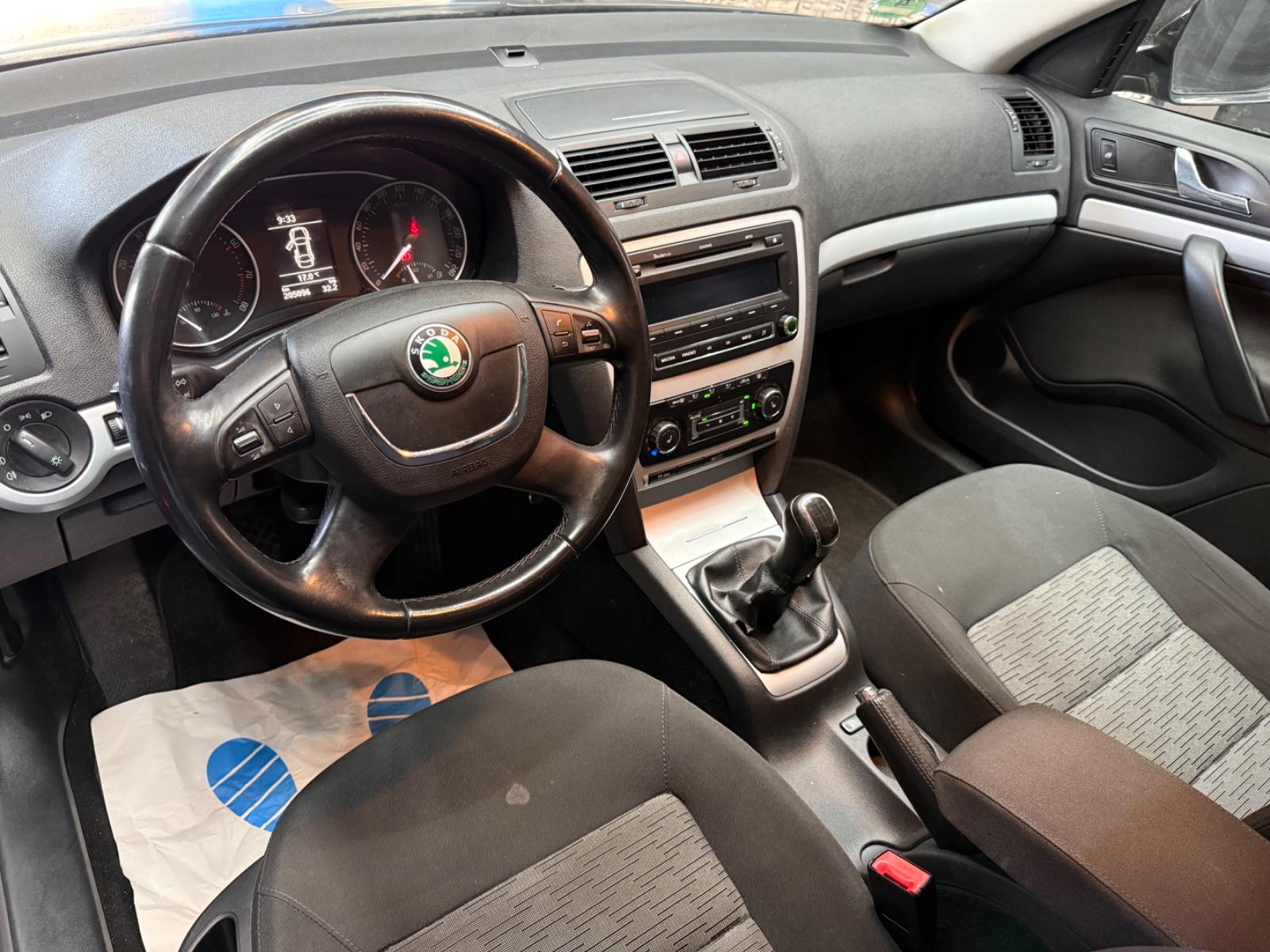 Skoda Octavia 2013 — photo 7