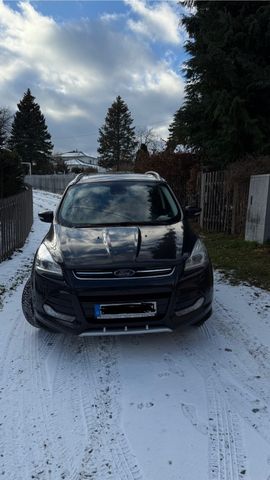 Ford Kuga 2,0 TDCi 4x4 110kW Individual PowerShif...