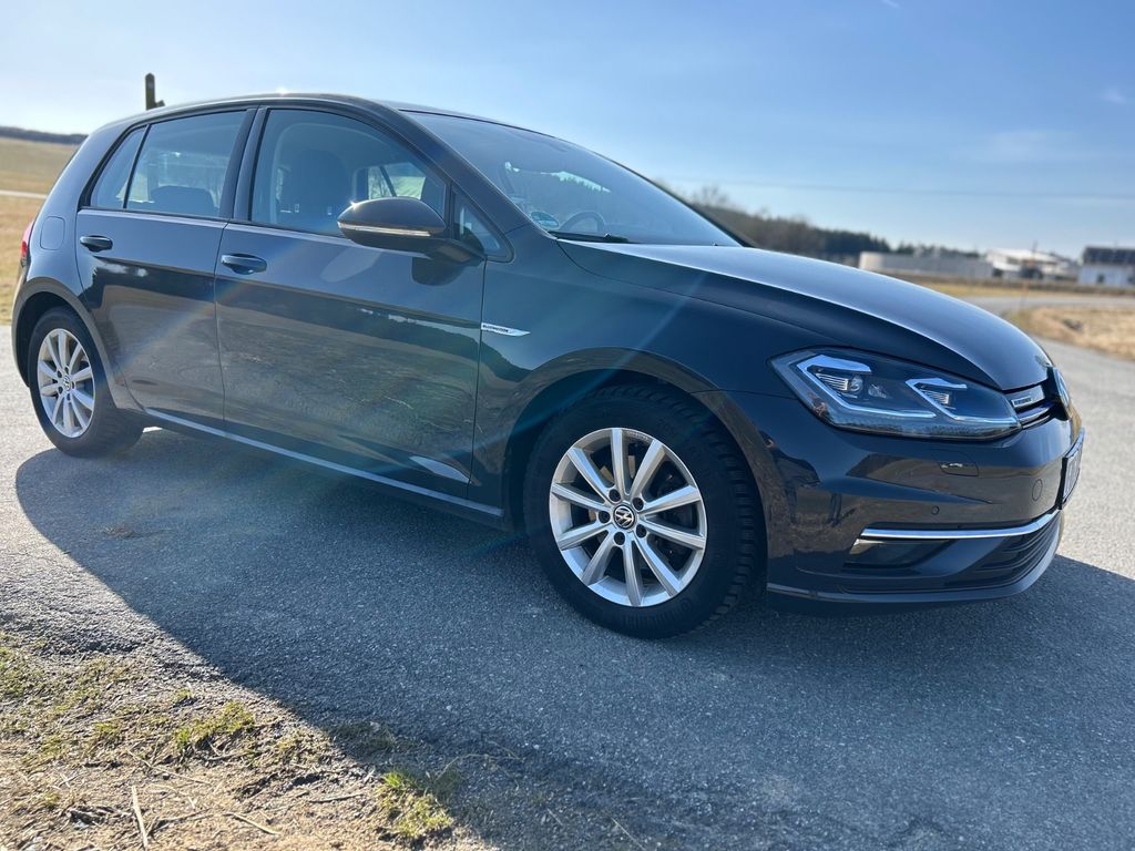 Image of Volkswagen Golf
