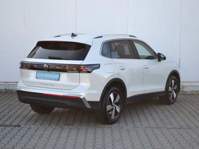 Tiguan 2.0 TDI DSG Elegance AHK/LED-PLUS/NAVI/RF