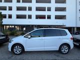Volkswagen Touran Trendline BMT/Start-Stopp - VW Touran Gebrauchtwagen in Nürnberg
