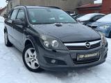 Opel Astra H Caravan Innovation 1.6+KLIMA+XENON - Opel Astra: H