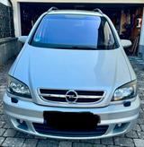 Opel Zafira 2.2 Opc Line Automatik - Opel Zafira: A Opc