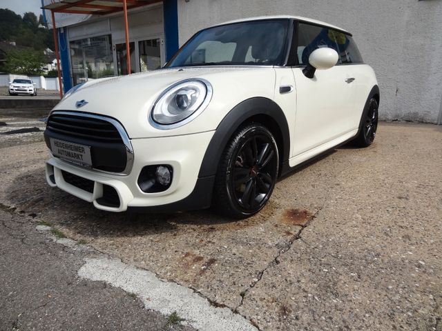 Fahrzeugabbildung MINI ONE Mini. One/JWC/Kam/Navi/Leder/